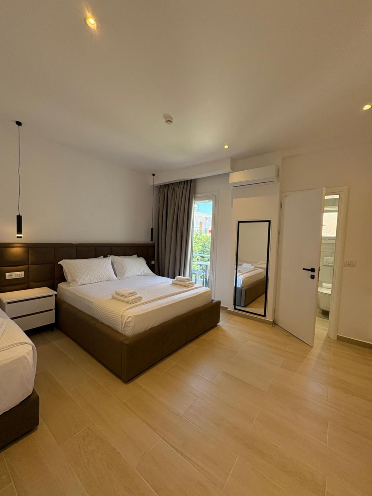 Xhonis Apartments Ksamil Dış mekan fotoğraf