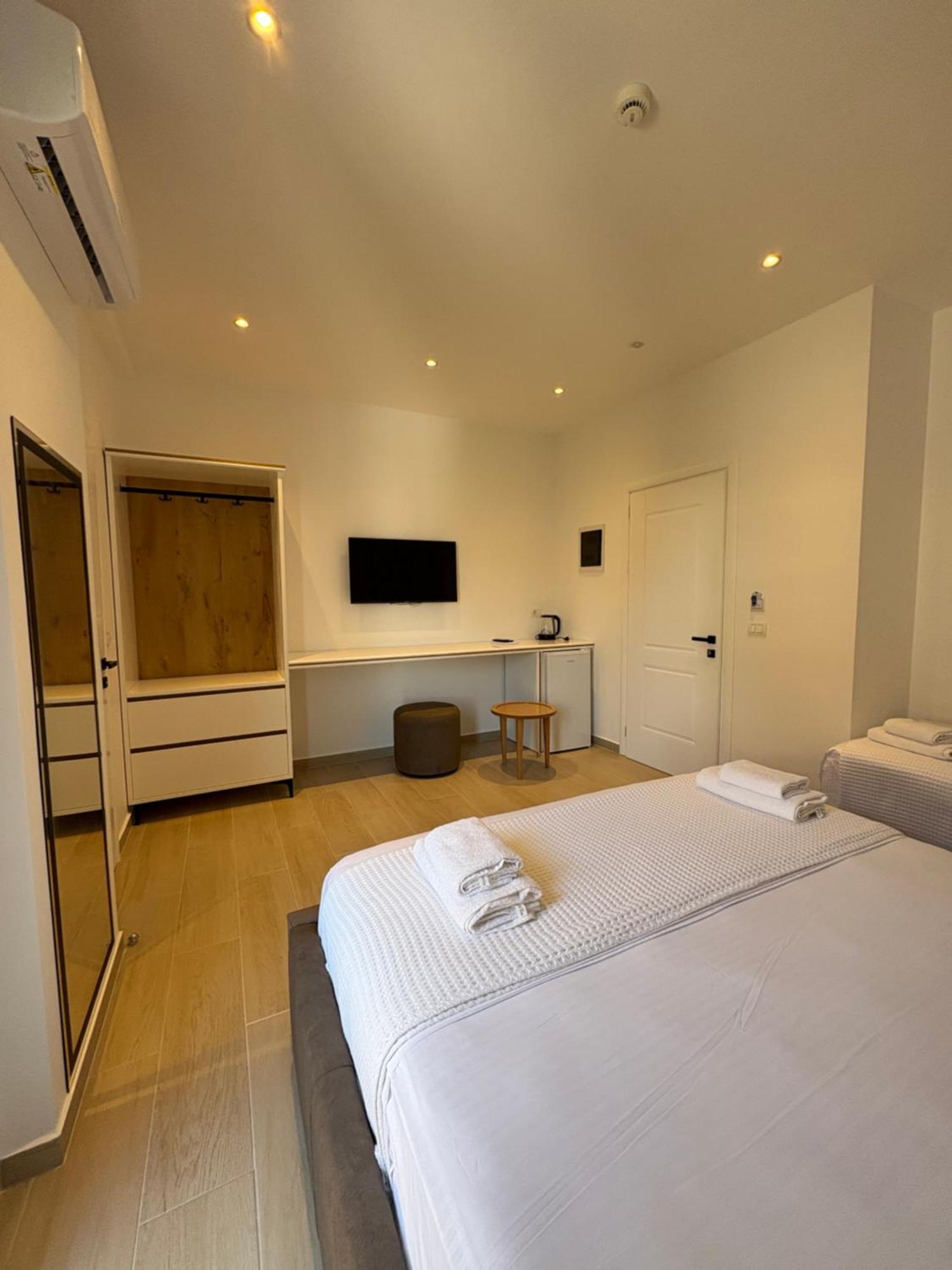 Xhonis Apartments Ksamil Dış mekan fotoğraf