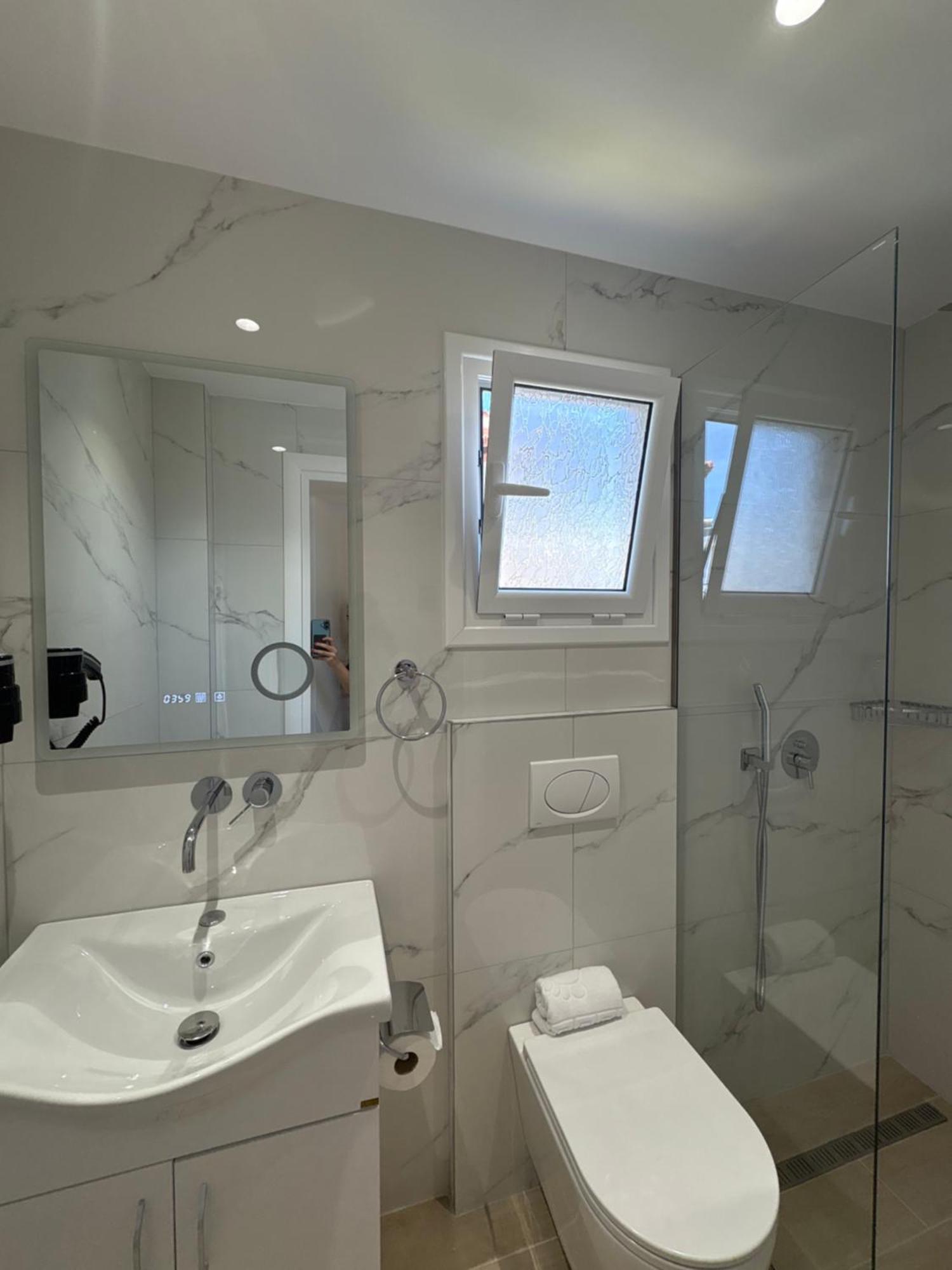 Xhonis Apartments Ksamil Dış mekan fotoğraf