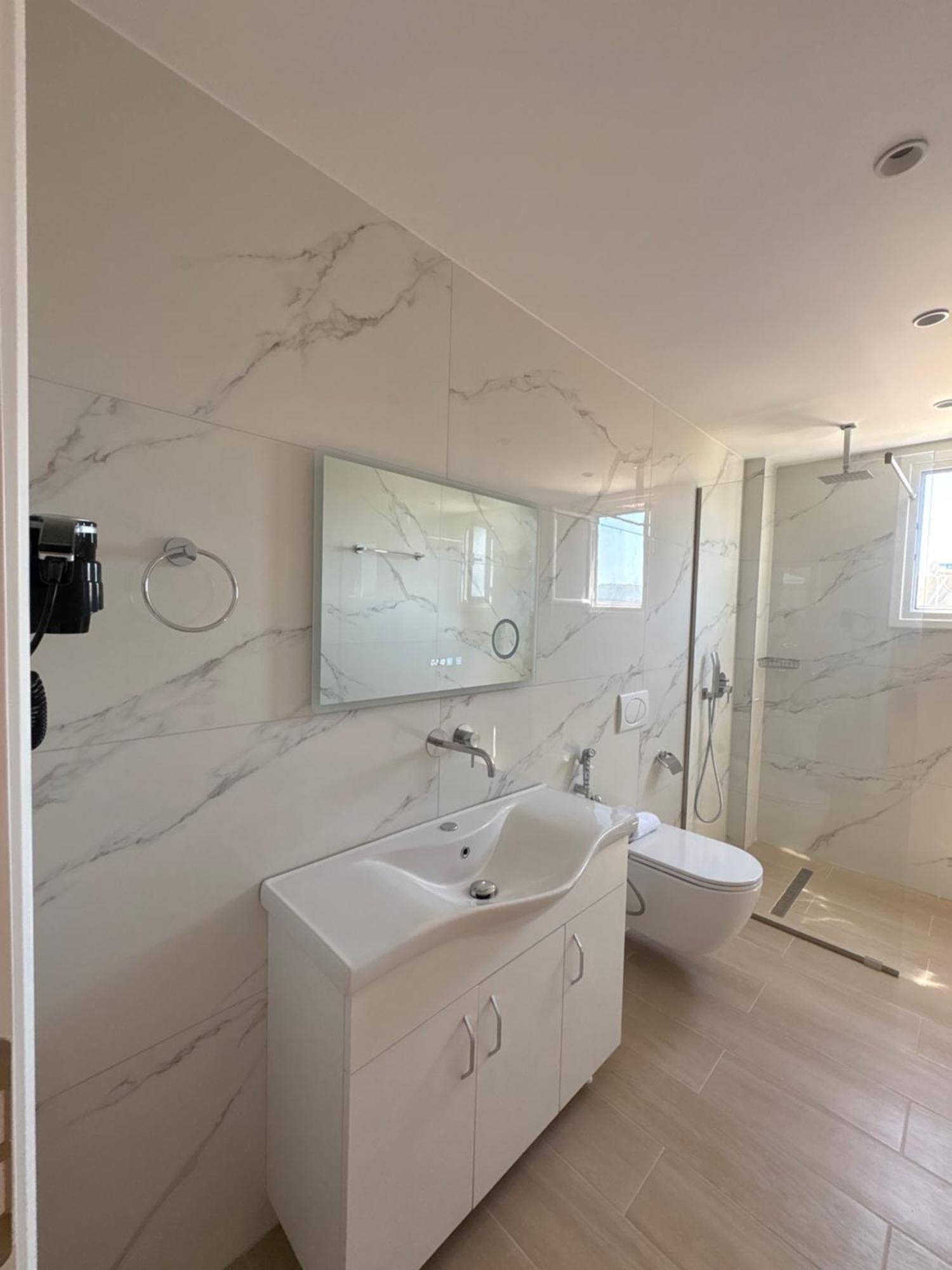 Xhonis Apartments Ksamil Dış mekan fotoğraf