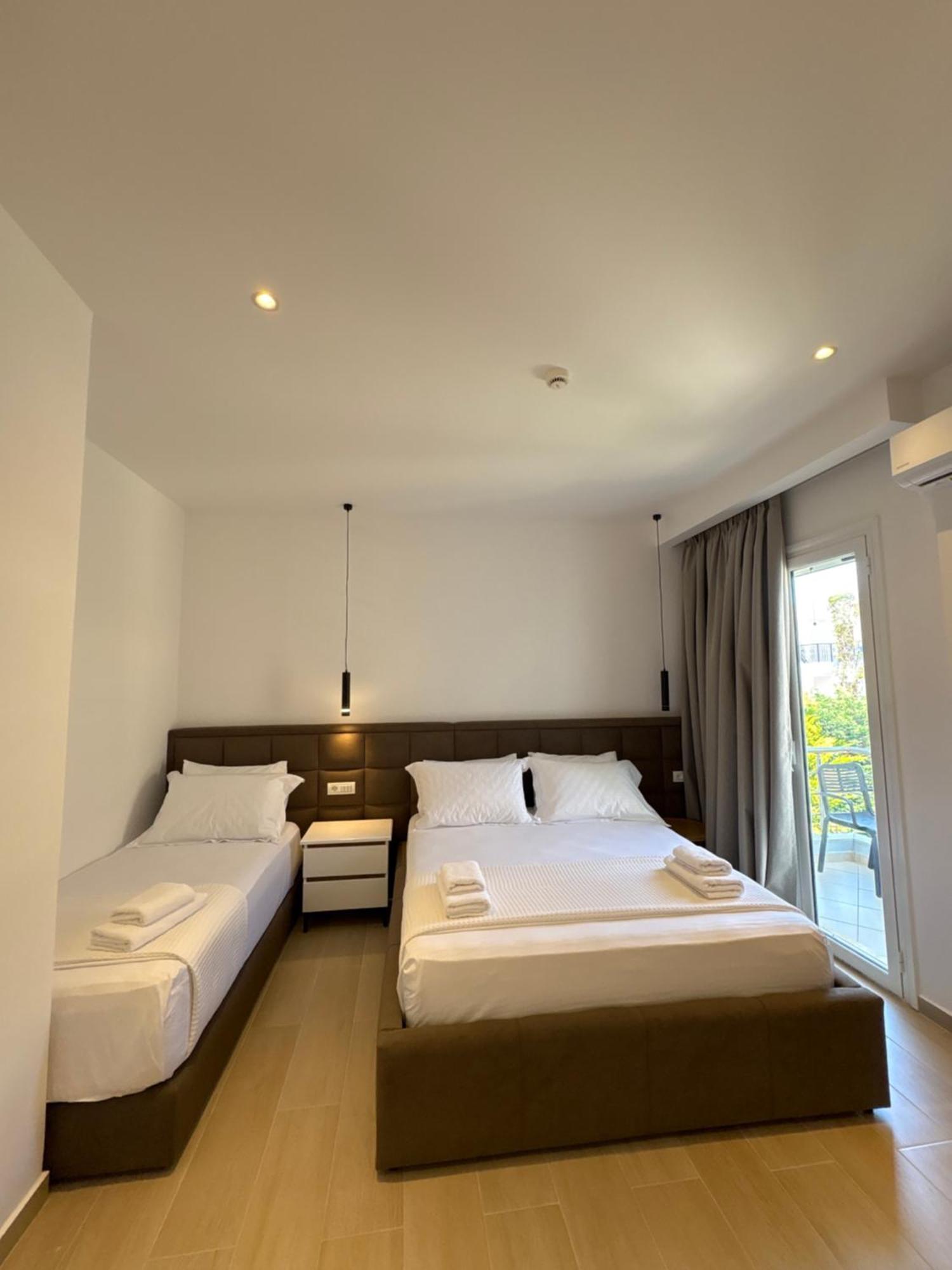 Xhonis Apartments Ksamil Dış mekan fotoğraf